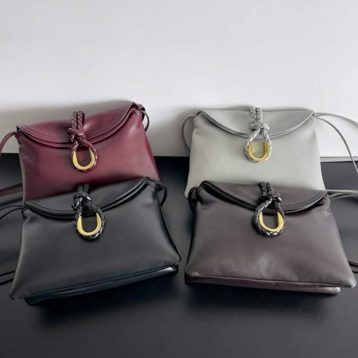 Picture of Bottega Veneta Handbags _SKUfw184062453fw